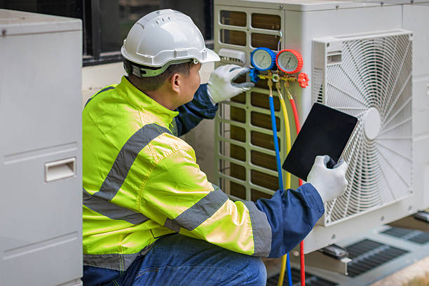 Professional Hvac technician working in Ridgely, MD